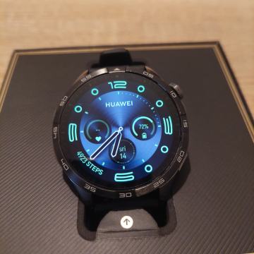 Huawei sat GT 4
