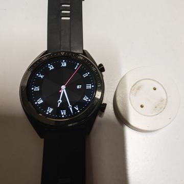 Huawei watch gt2 u odličnom stanju