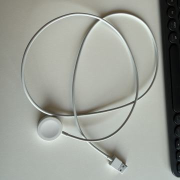 Ne original solidan punjač za apple watch (USB-a)