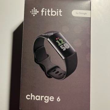 NEISPRAVAN FITBIT Charge 6