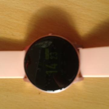 Pametni digitalni sat