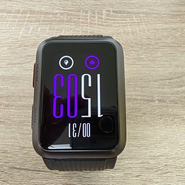 Pametni sat Huawei D watch (EKG funkcija + merenje krvnog tlaka)