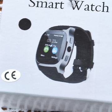 PAMETNI SAT / TELEFON NA RUCI,PRIMA KARTICU