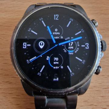 Prodajem Fossil Gen 6 Smartwatch - Kao novi