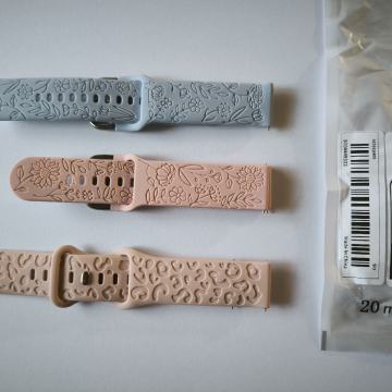 prodajem narukvice 20mm ženski i 22mm muški remen za pametni sat