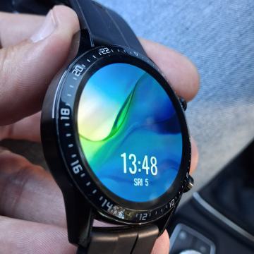 Prodajem pametni sat Huawei GT 2