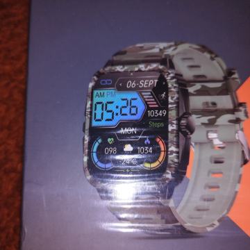 hitno prodajem Pametni sat