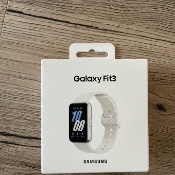 Samsung Galaxy Fit 3 pametni sat *NOVO*