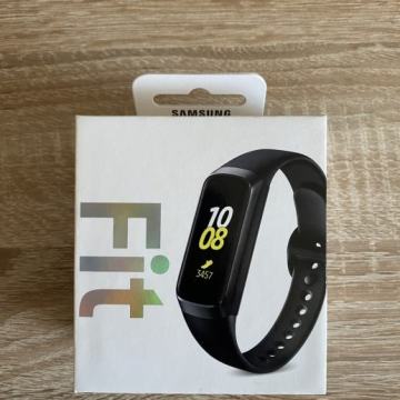 SAMSUNG GALAXY FIT PAMETNI SAT *NOVO*