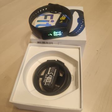 Samsung Galaxy Fit SM-R370 pametni sat