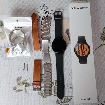 Samsung Galaxy Watch 4