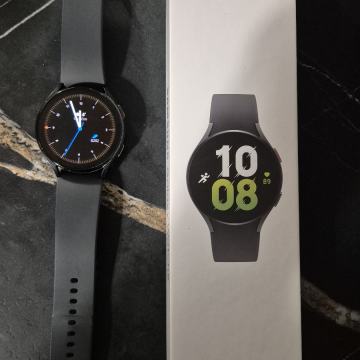 SAMSUNG Galaxy Watch 5 44 mm