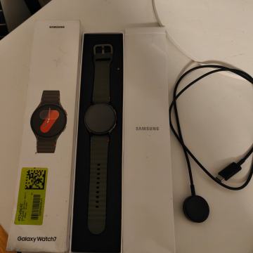 Samsung Galaxy Watch 7, 40mm, zeleni, kao nov