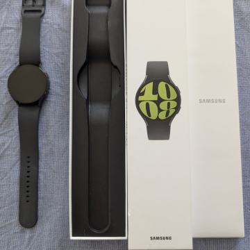 Samsung Galaxy Watch 6, model 44 mm