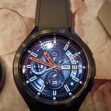 Samsung galaxy watch 4 classic TEL:095 5734225