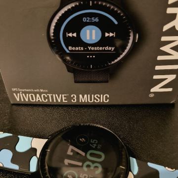 Sat Garmin Vivoactive 3 Music