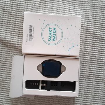 SMART WATCH NOVI