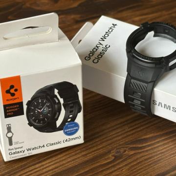 Narukvica SPIGEN RUGGED ARMOR i staklo za Galaxy Watch 4 Classic 42mm
