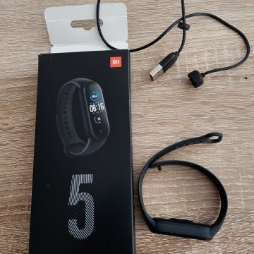 Xiaomi smart Band 5 Pametna narukvica