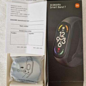 XIAOMI Smart Band7 pametna narukvica NOVO-mogu razne zamjene i dostava