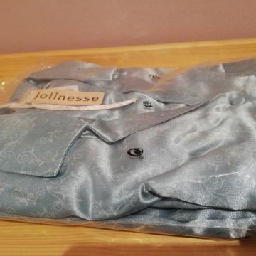 ž. piđama od satena, vel.36/38 - novo nekorišteno