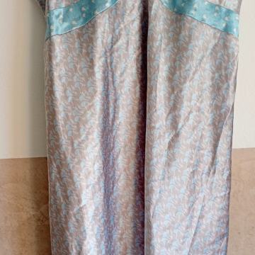 svileni negliže novi sa etiketom