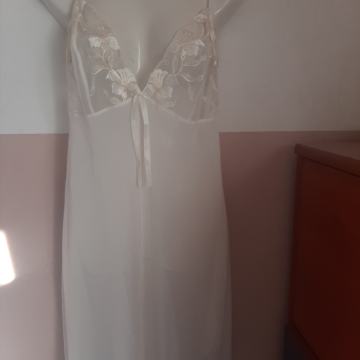 Nova ženska spavaćica