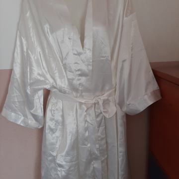 Novi ženski ogrtač