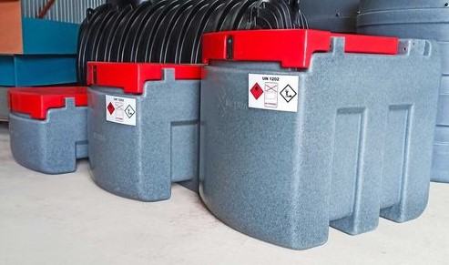 Spremnik (cisterna, tank, kontenjer) za diesel gorivo 600 L