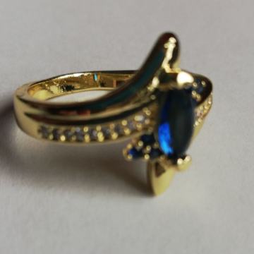 18kt žuto zlato i plavi safir, vel.8