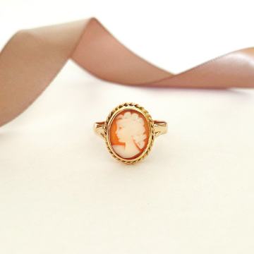 14K ZLATNI PRSTEN KRALJICA 2,41G***24RATE***R1***