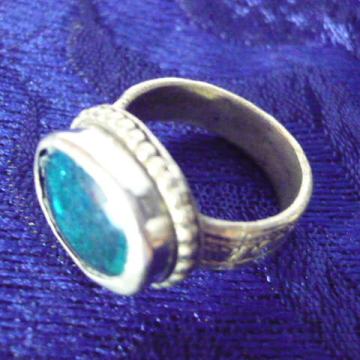 Antik prsten sa aquamarine gemom