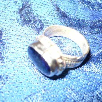 Antik prsten sa duboko plavom gemom