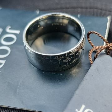 Joop srebrni prsten,plaćen 60€,  NOVO