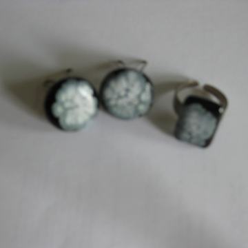 Keramički crno/bijeli komplet nakita iz umjetničke galerije JASNE