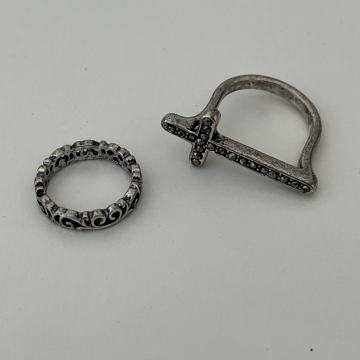 Komplet dva prstena križ...  /TOTALNA ČISTKA