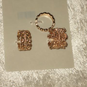 LOT 3 KOM  "ZLATNI" PRSTENI VEL. M - NOVO