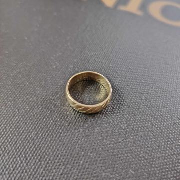 Nakit prsten burma 4,90gr 14k - Rabljeno!