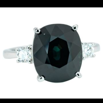 Prodajem rijedak prsten