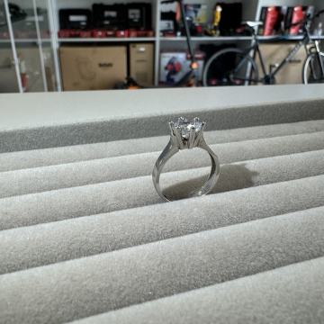 Zlatni prsten 14KT 3.12g, R1 račun