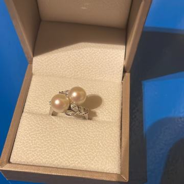 Prsten bijelo zlato sa markiz dijamantima