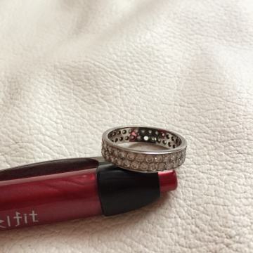 Prsten sa Brilijantima 60 kom.