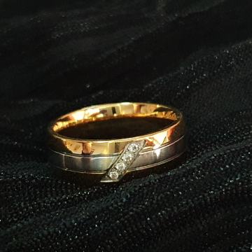 Prsten kirurški čelik sa 18 K pozlatom i cirkonima