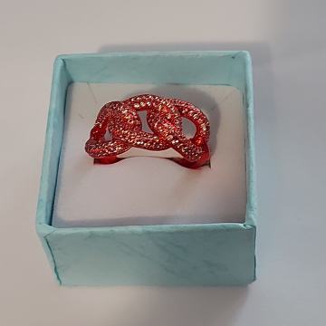 Prsten pravo srebro 925,rodinirano,crveni cirkoni.novo