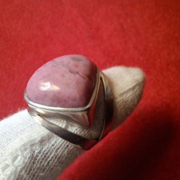 PRSTEN RODONIT SA SREBROM 925 11,4g (Mr.T)