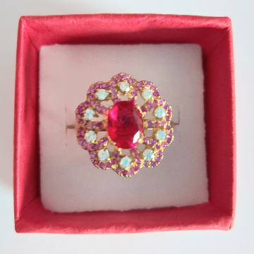 PRSTEN SREBRO PRAVO 925,POZLATA 14 KT,TOPAZI