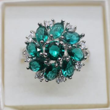 PRSTEN ZELENI CVIJET