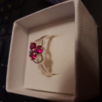 Prsteni od srebra sa cirkonima i žigom 925