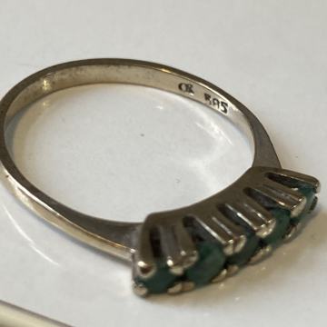 Smaragd prsten, smaragdni prsten zlatni prsten sa smaragdom