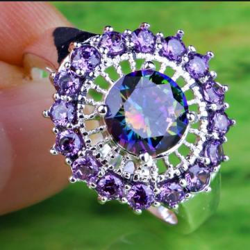 damski prsten sa ametistom